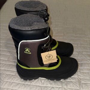 Kamik Kids Black and Lime Snow Boots Brand New